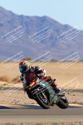 media/Jan-08-2022-SoCal Trackdays (Sat) [[1ec2777125]]/Turn 4 (1145am)/